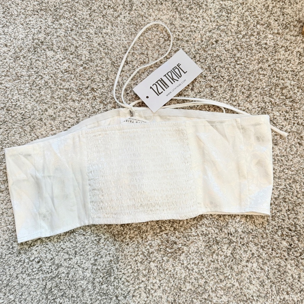 12th Tribe Women's White Tube Top Size Large NWT - Picture 2 of 5